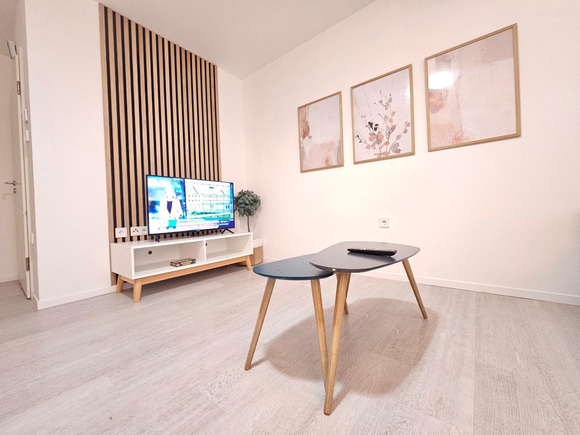 Jireh Home - Modern, Barrierearm, Klinikumsnah Minden  Buitenkant foto